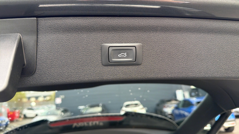 Audi Q3 2.0 TDI Quattro Black Edition 5dr Diesel Estate